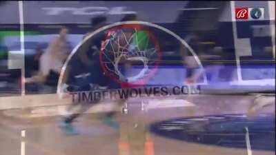 [Highlight] Anthony Edwards cocks it back and throws it down