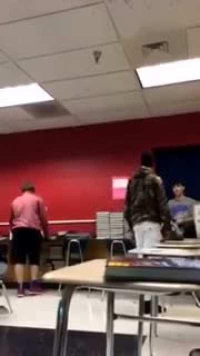 saw this on r/publicfreakout