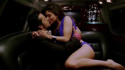 Kareena Kapoor Hot Scene Maine Jisko Chaha Mil Gaya Song Fida 4K AI Generated