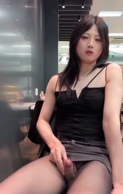 Good goonettes just cum anywhere~ 😉😘