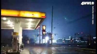 Cascading Electrical Explosions - Kenner, LA - December 27, 2018