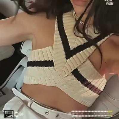 The top looks so cute