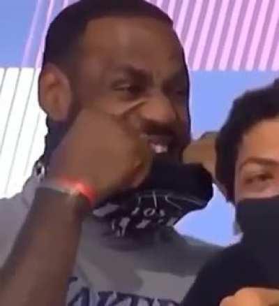 To dunk like a mascot