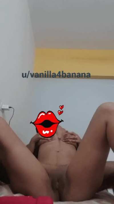 He gave me enough vibration to take off (fuckdoll)