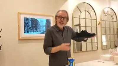 Steve Buscemi does a shoey to celebrate 110 years of the Fire Brigade Union