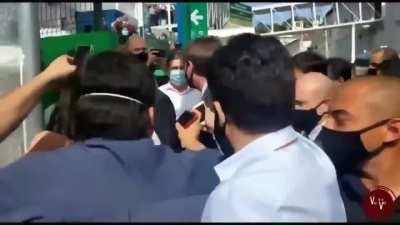 Bolsonaro foi visitar uma UPA (Unidade de Pronto Atendimento) hoje.