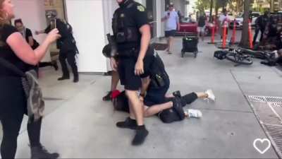 In Florida, police attack anti-genocide protesters against Israel.