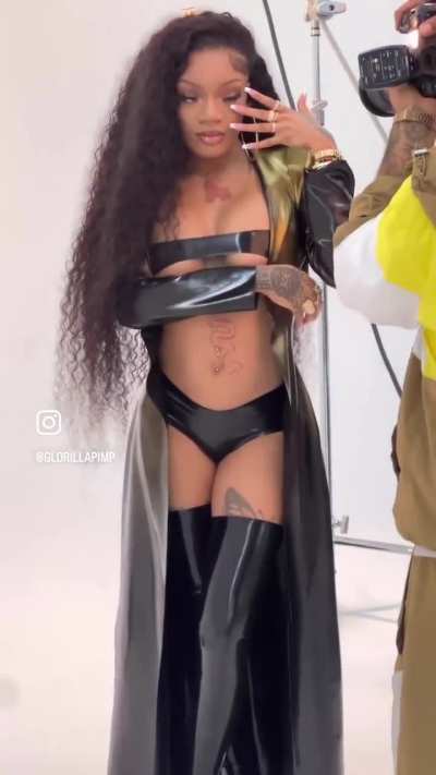 Y’all check out her album?