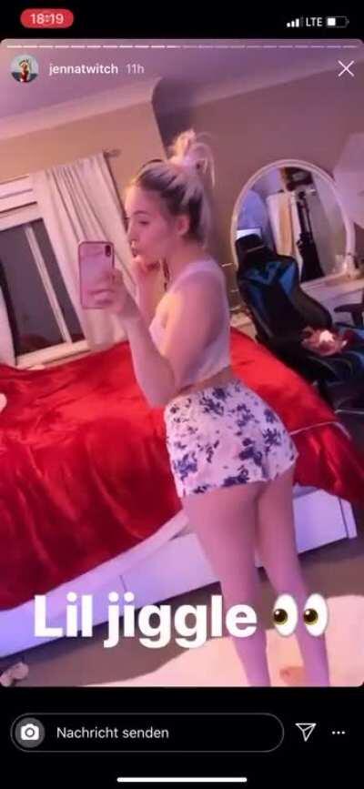 JennaTwitch - Video #2758