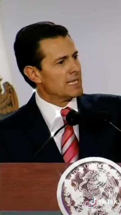 Éstos eran presidentes y no mamadas, el si me presenta.