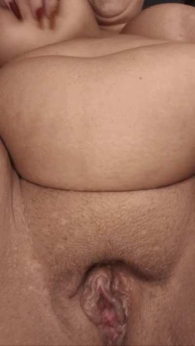 Y'all Love MomBods and Fupas... Self-Ran Raw/Real Content... Cum 👀 My Wiggles & Jiggles 🍑⏳️😋