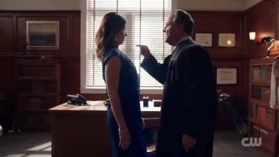 Don't get closer to her🤢