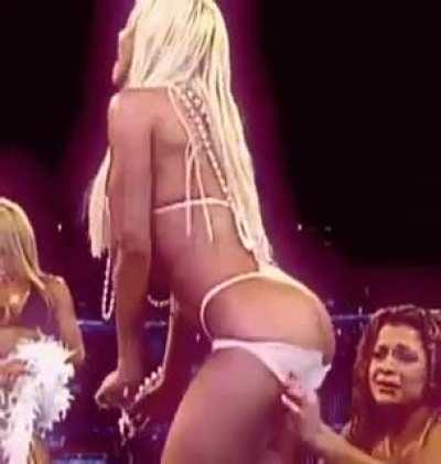 Damn Torrie 🤯🥰