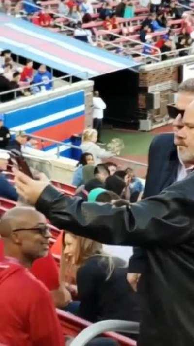 Getting a selfie with an idol