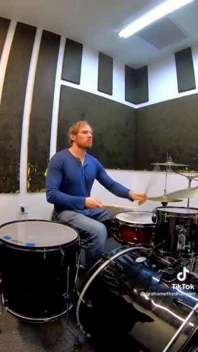 Accidentally just found this on TikTok and not sure if it was posted already but I thought it was cool