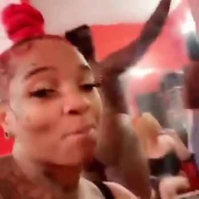 0n1x b1gb00ty 513 & her friend freestyling to her ass clap 👏🏾 legendary