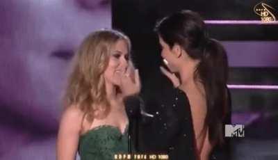 Sandra Bullock kiss Scarlett Johansson