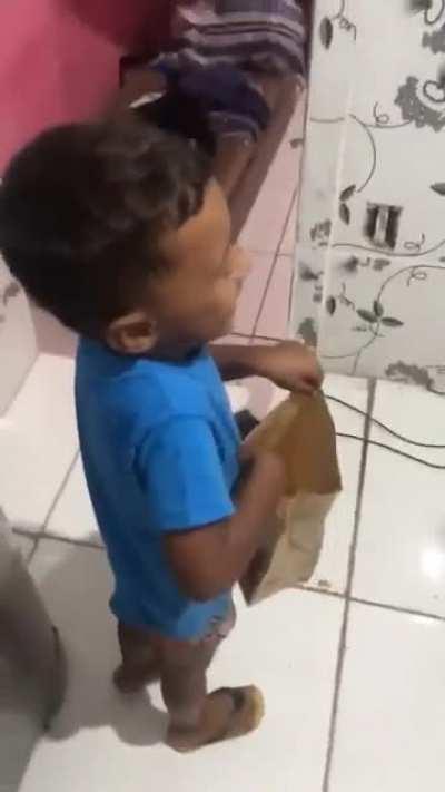 esse era o mc que vc ganhava smurf da puta?😳😳 geme meu vulgo pf