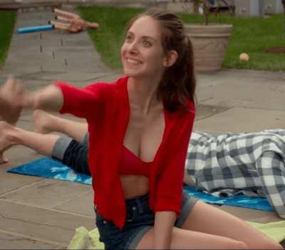 Hot/Cute combo (from Sleeping with Other People)