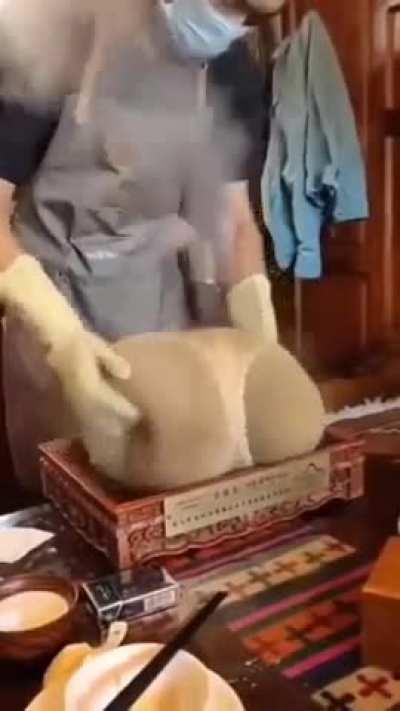 Khorkog deberia ser eterna