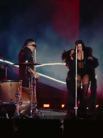 'Lima last night was PERFECT! Thank you for all that beautiful energy last night at my first time in your country!!!!.' - IG November 2025