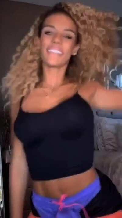 For the people that want to watch her boobs jiggle in slow motion