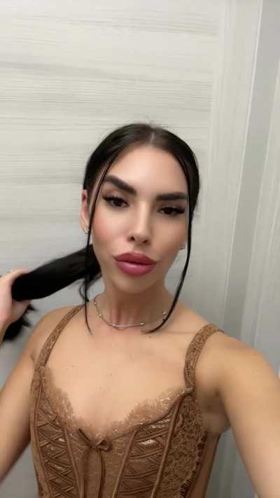 Just 22 yo, but I have a thing for older guys!