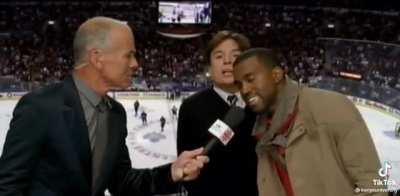 Deleted scene from the Love Guru w/ Kanye