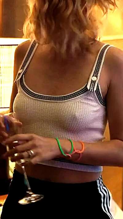 Kristen Stewart must be an incredible fuck