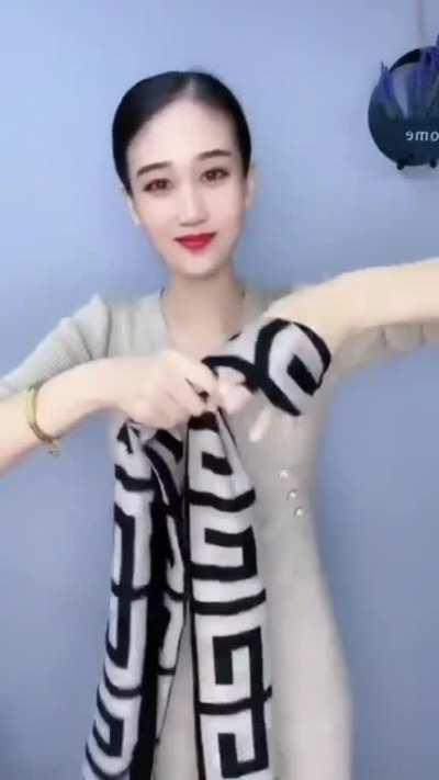 Make your scarf look slightly more appealing