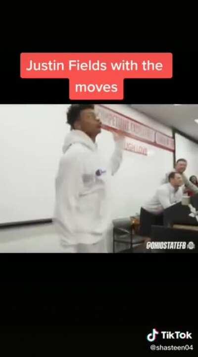 r/CHIBears Mood When Ryan Pace Acquired Justin Fields