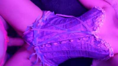 Stretching her out 😜😈🍆