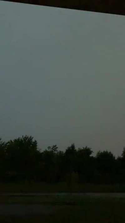 Cozy, cloudy lighting this evening in Ohio.