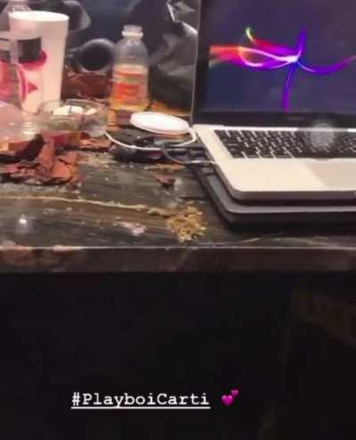 idgaf if this over a year old i need this on deluxe 😩