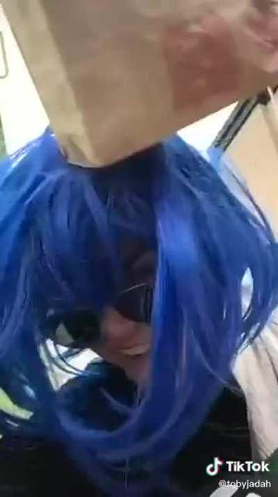 Love at first sight?