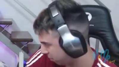 Matías culo: *existe* Fag Chat: ↓