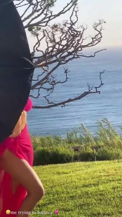 pretty in pink (video)