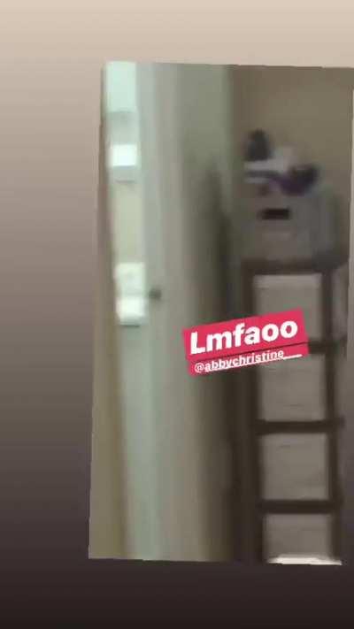 Sara Molina Twerking Part 1