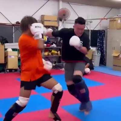 Yoza Yuki sparring with Masaki Oishi.