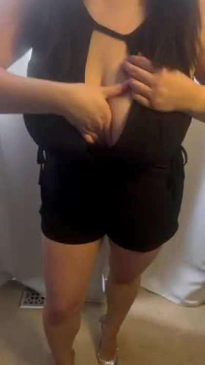 Going braless means easy access 🥰 [OC]