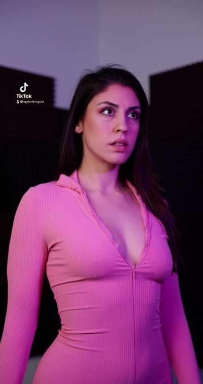 rare tiktok that's not centered around my ass