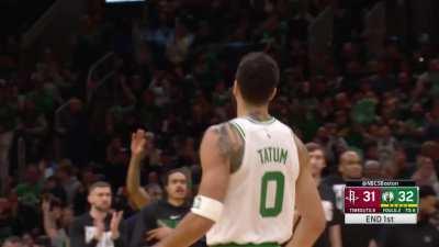 [Highlight] Tatum steps back and beats the clock to end the 1st quarter