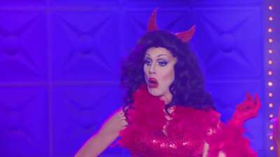 [S04E08] Phi Phi O'Hara vs. Sharon Needles