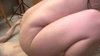 Matsuoka Suzu riding