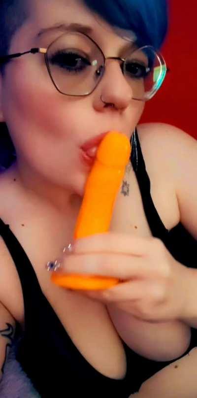 Want me to make a mess all over you?