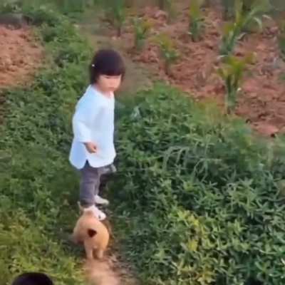 For a moment they both lost each other.