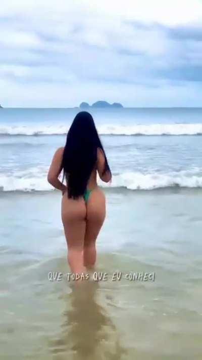 _suellenlara (IG) pra quem gosta de uma rabuda, essa mulher &eacute; sureal