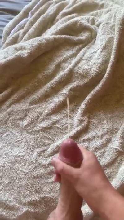 Who wants to replace the towel 😏💦