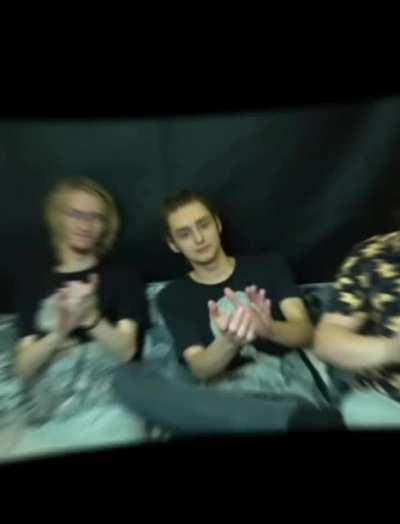 Znowu ale tym tazem przyspieszone a nie zwolnione <3