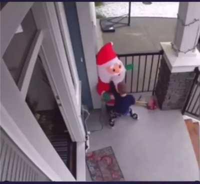 I was going to post to r/kidsarefuckingevil but they don’t allow videos. That wind up is priceless though